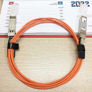 Dây nhảy quang AOC - Active Optical Cable